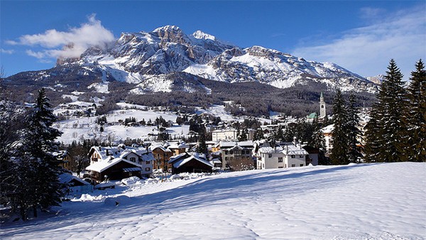 Картинки по запросу доломитовые альпы зимой Кортине-д’Ампеццо