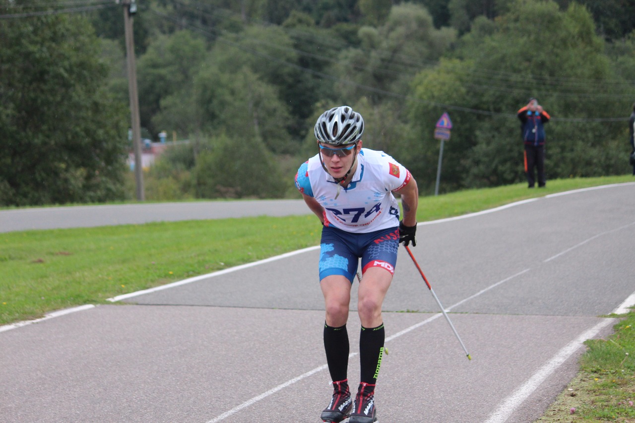 На дистанции Александр Гигорьев.