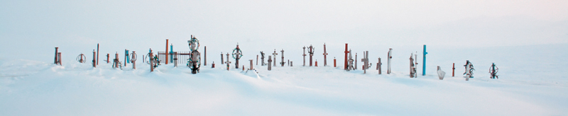 Чукотское кладбище. Северяне хоронят своих покойников в вечной мерзлоте. фото: Алексей Прокуроров
