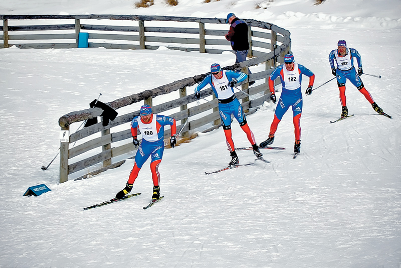 В Новой Зеландии можно провести полноценную работу в разгар лета и без высоты на настоящем зимнем снеге. 
На фото: «русский финал» в спринтерских соревнованиях 2012 года. 
фото: Алексей Соцков