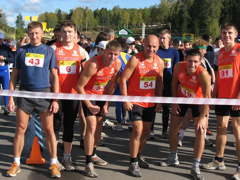 На старте команда Деминского марафона.