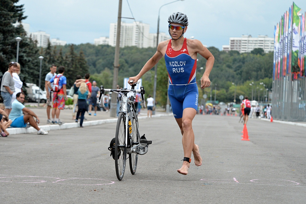 Триатлон в крылатском 2022. Гром триатлон. Гром триатлон. Гром триатлон. Гром триатлон.