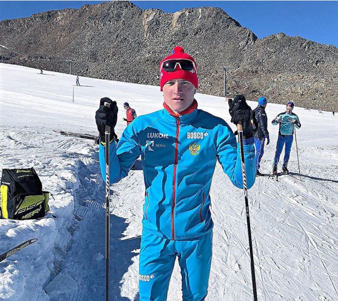 Иван Кириллов на глетчере Валь Сеналес с группой Маркуса Крамера.