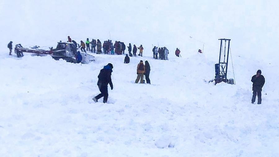 Место схода лавины в Домбае у горы Мусса-Ачитара