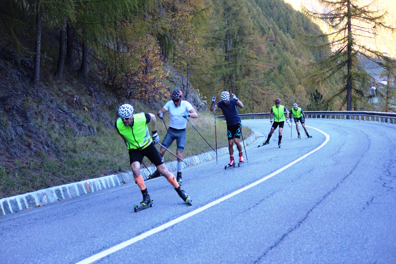 И вот пошла раздача "на все деньги"... Рванул Устюгов. Но не дремлют Легков и Белов...