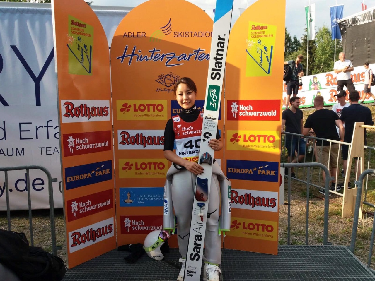 Сара Таканаси