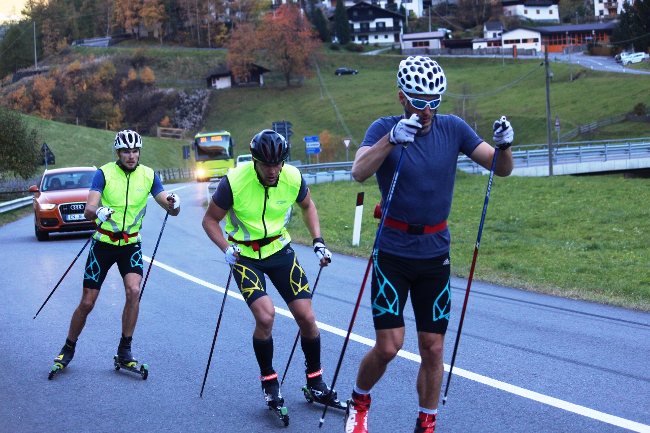 Во второй группе работают Евгений Белов, Александр Панжинский и Петр Седов.