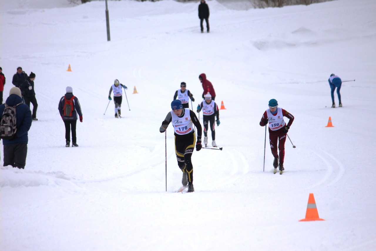 На дистанции Руслан Егоренков.