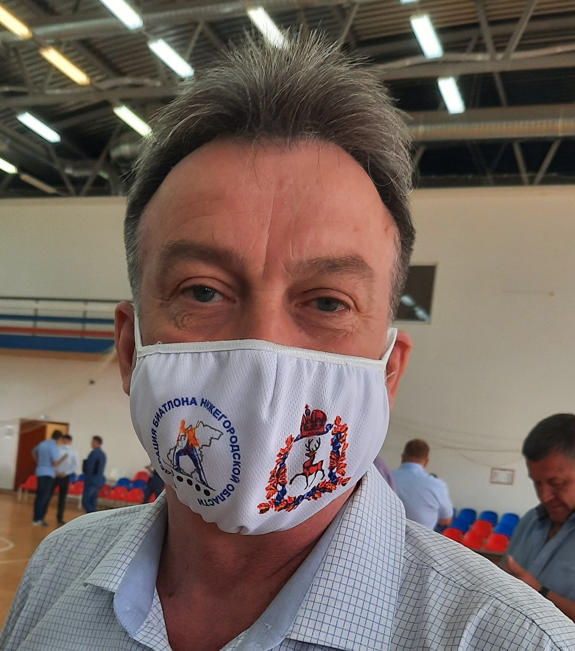 Делегат от Нижегородской области в брендированной защитной маске 