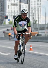Велосипедная гонка в центре Москвы La Strada