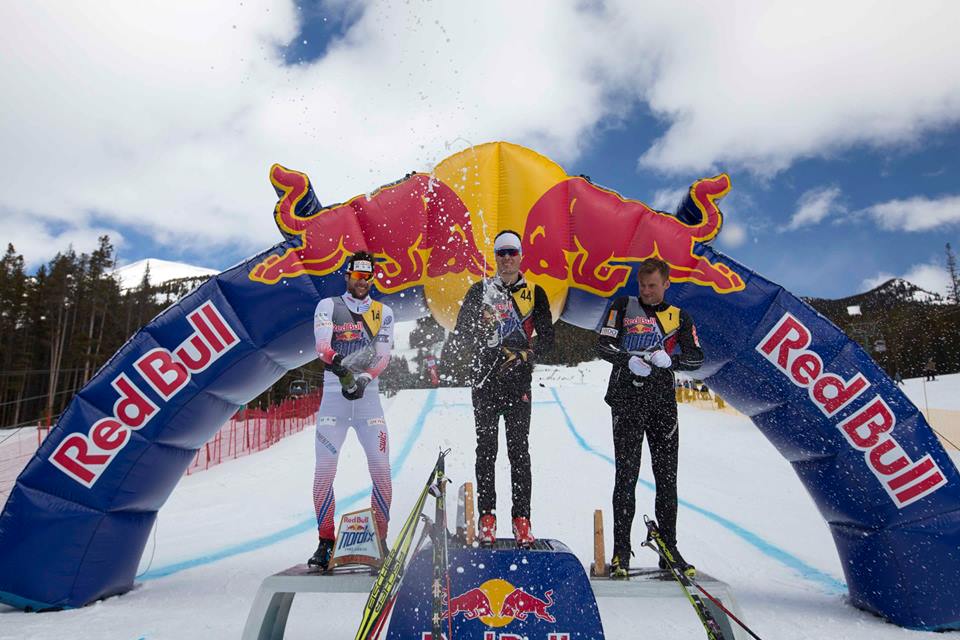 Горнолыжники Red bull