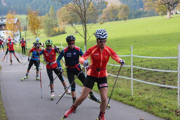 Скиспорт форум. Структура лыж Рамзау. Лыжероллерные костюмы skisport. Клуб любителей лыжных гонок Санкт Петербурга.