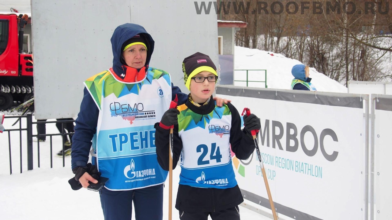 За несколько минут до старта. Последние наставления от наставника перед гонкой.