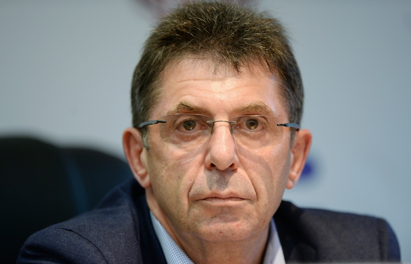 Александр Кравцов биатлон