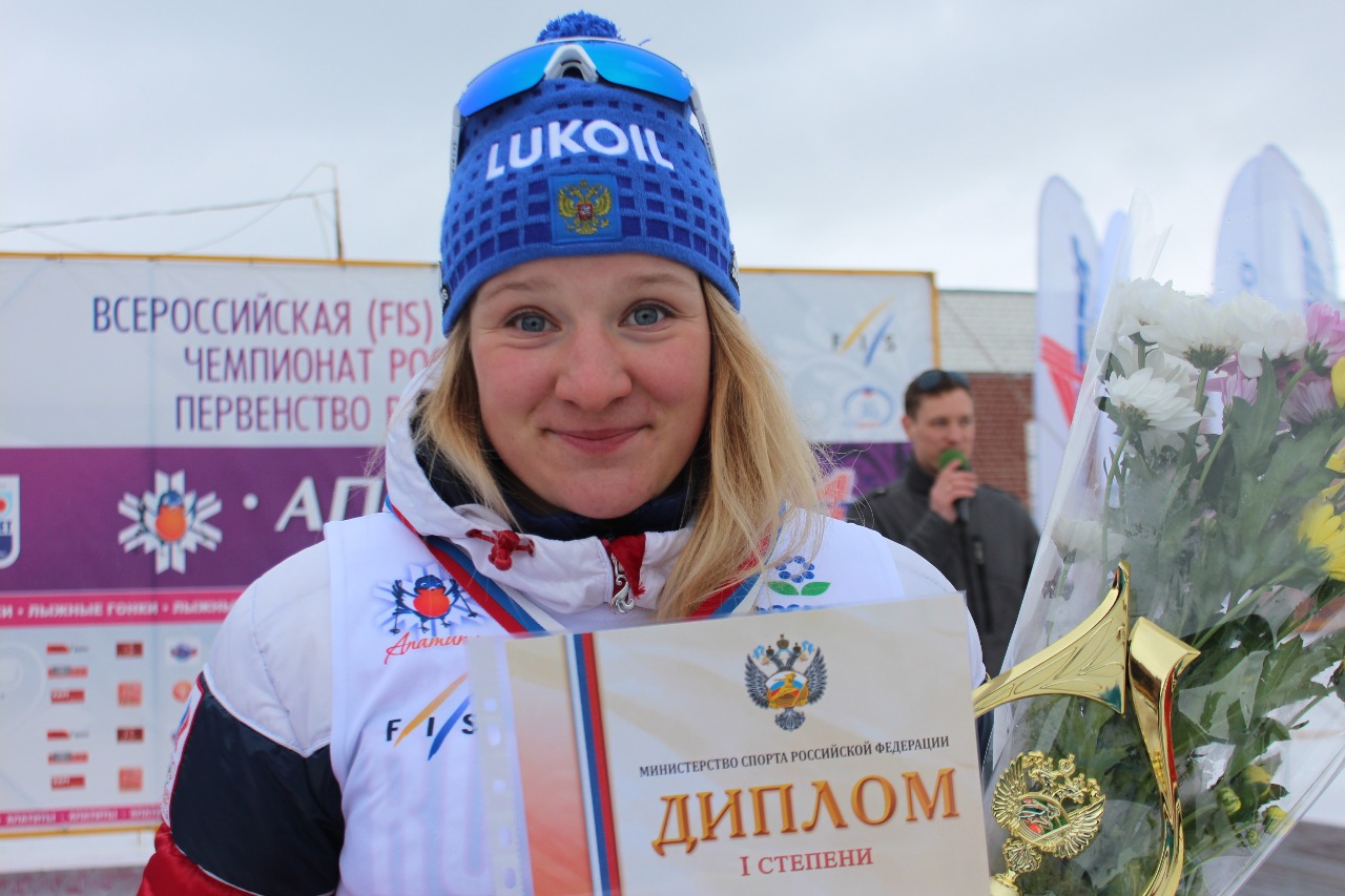 Полина Некрасова (Санкт-Петербург). Ее личные тренеры - Наталья и Сергей Волковы.