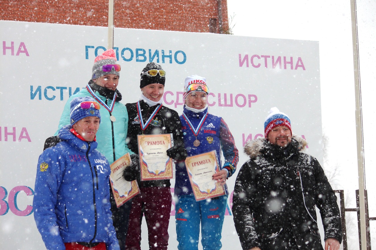 На пьедестале Анастасия Казакул, Дарья Веденина и Наталья Ильина.