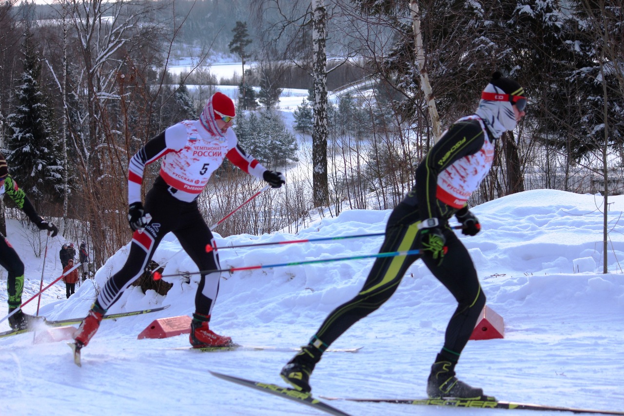 Перед уходом на спуск, на самой вершине "выключателя".