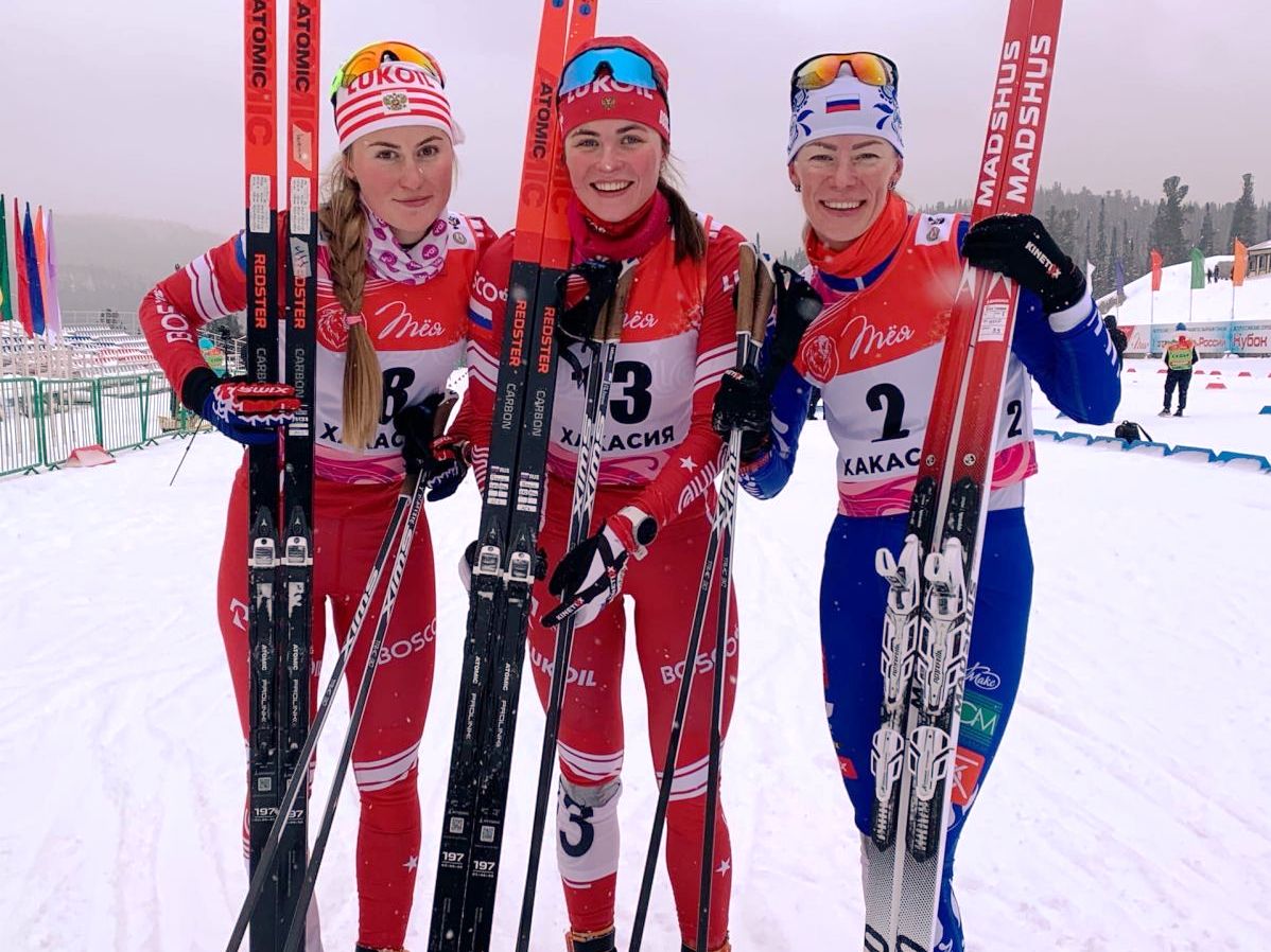 Лыжи женские гонки. Алена Баранова лыжница.