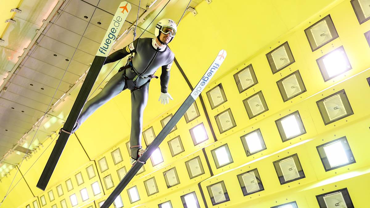 Лукас Клапфер