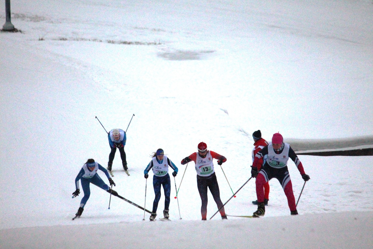 Лидирует Полина Большакова (номер 3, ЛК Наседкина).