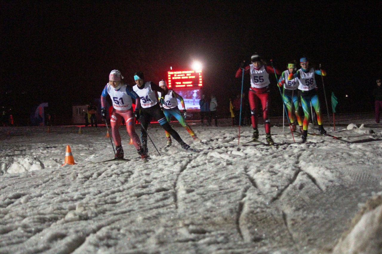 Первый полуфинал у женщин. В нем стартовала победительница квалификации Анна Поволяева.