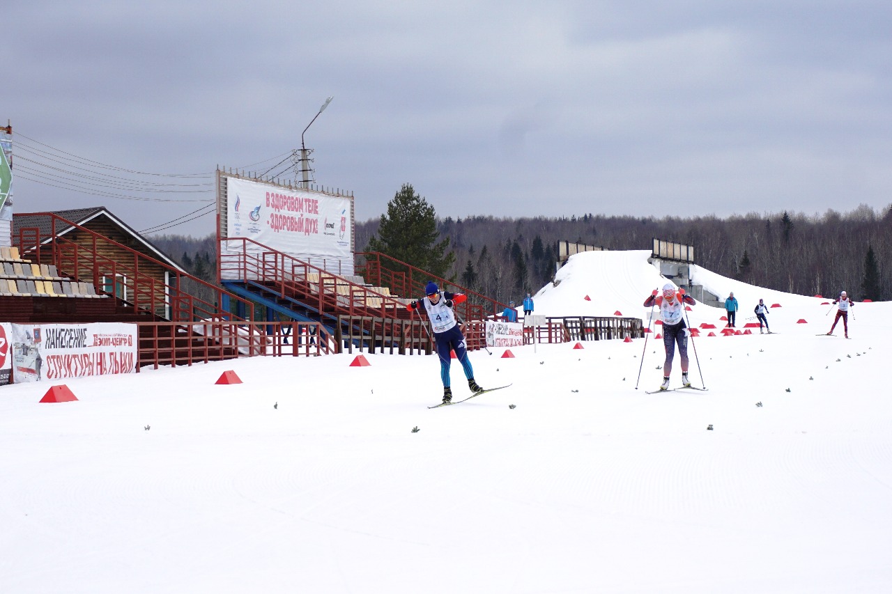 Финишируют Екатерина Руднева и Ольга Кучерук.