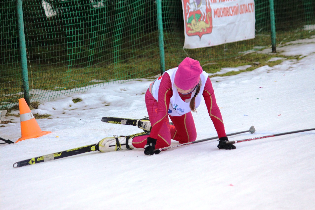 Были и такие, кто финишировал в падении. Не страшно, главное - это желание бежать. Подниматься и снова бежать!