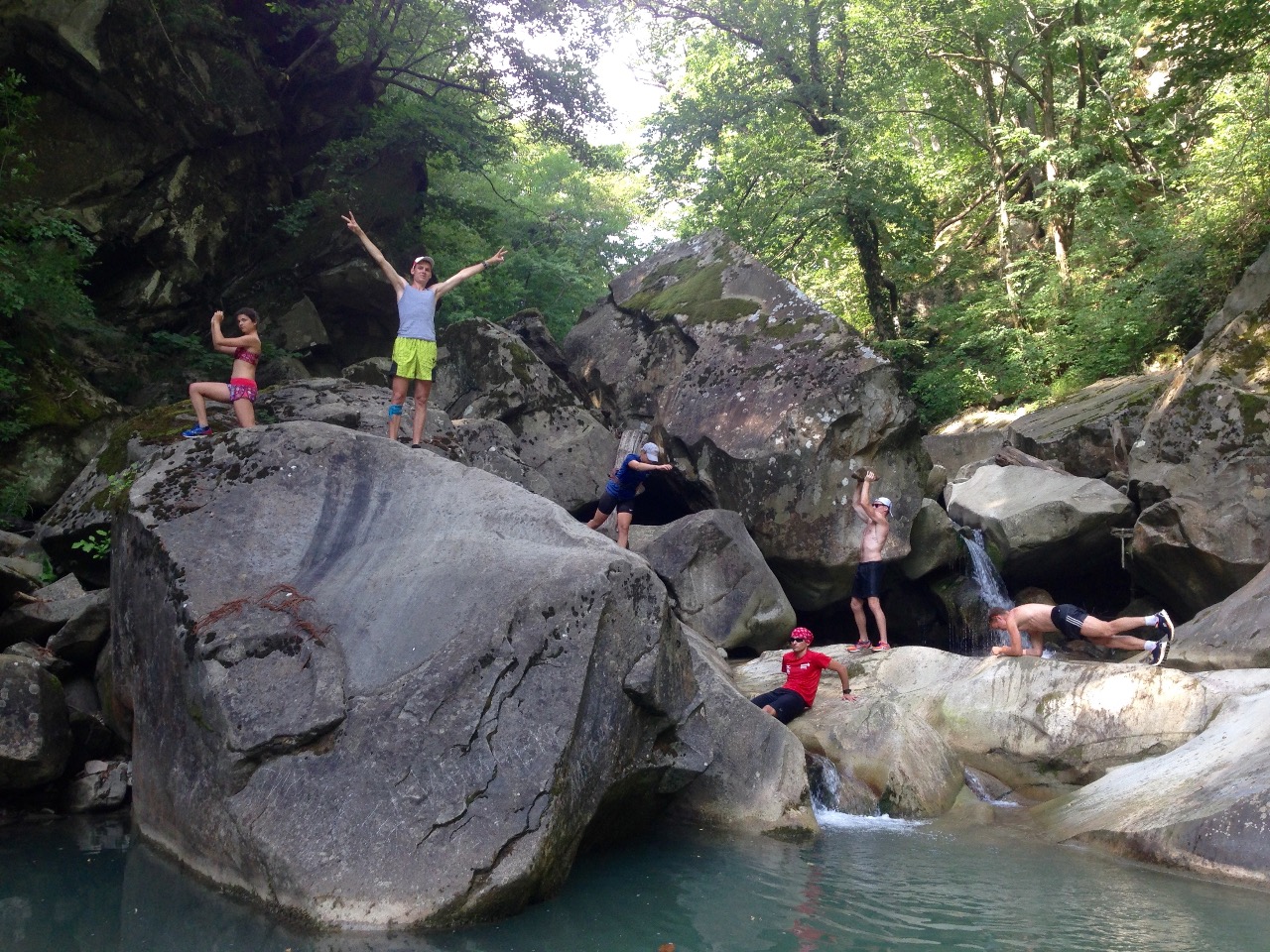 Даже на отдыхе нет времени расслабиться, все мысли о победе!