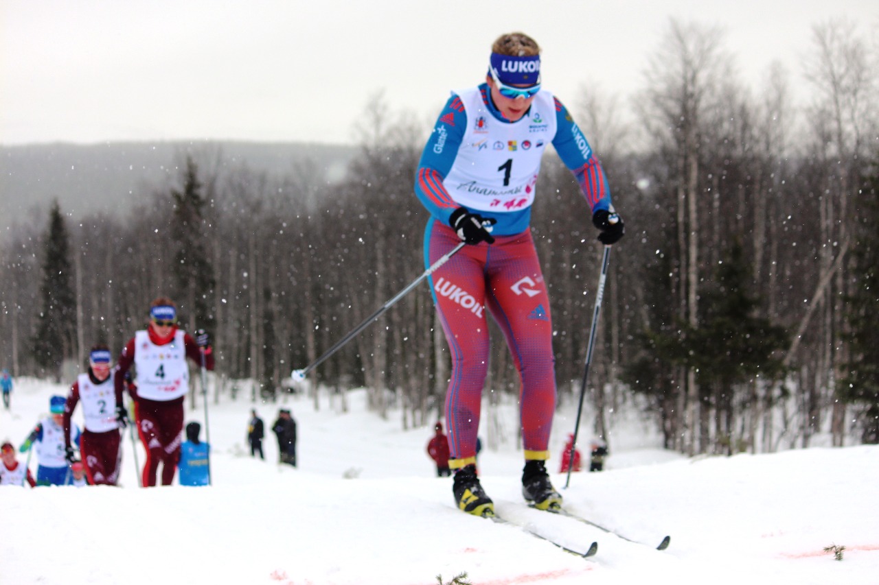 Полина Некрасова выигрывает первый бонусный спурт.