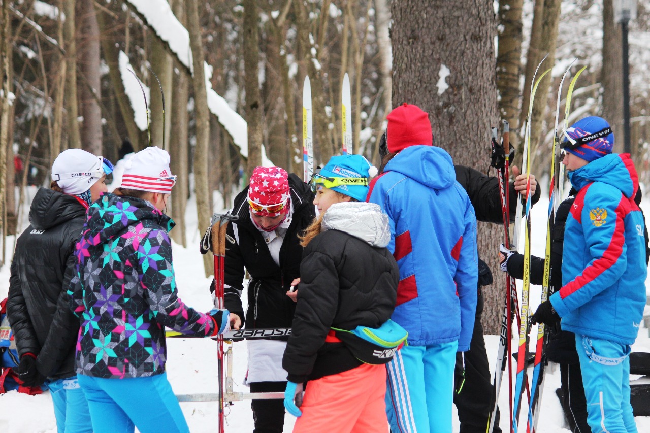 Одна из групп "Истины" готовится к старту.