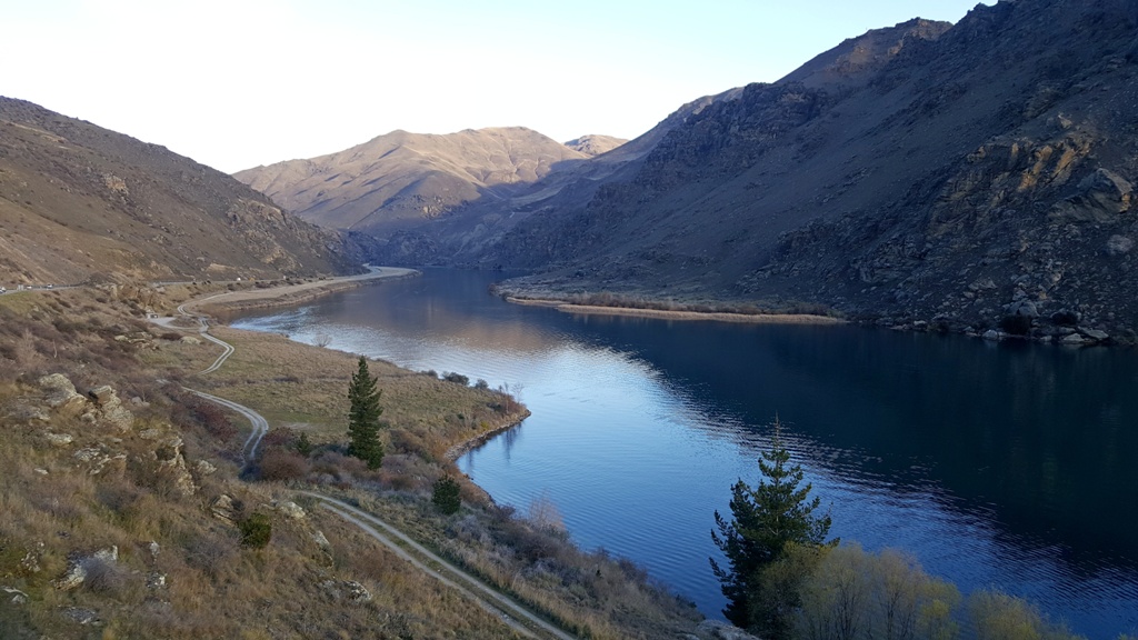 По дороге в Кромвель, река Клута