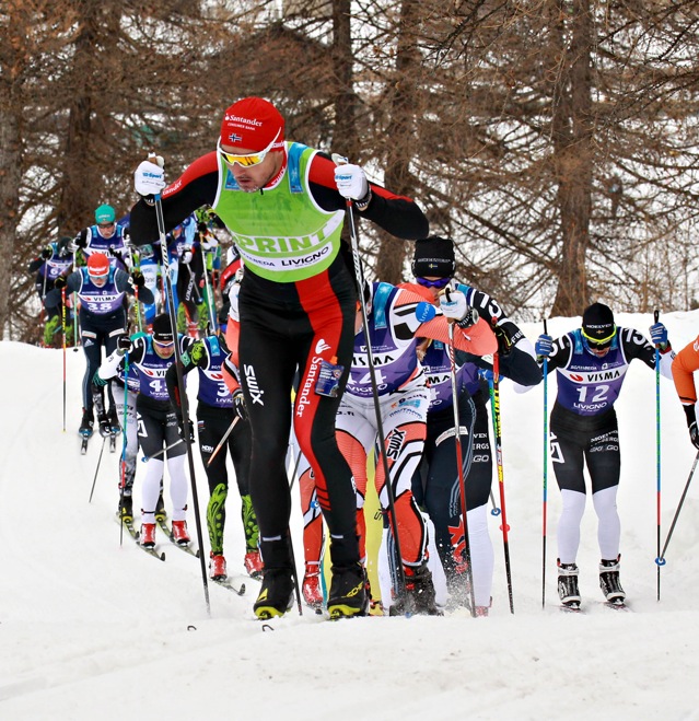 Андреас Нюгорд лидирует в Ла Сгамбеда