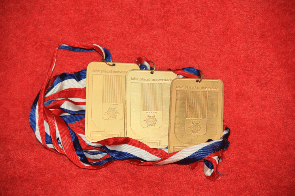 Медали зимней Унверсиады 1972г.