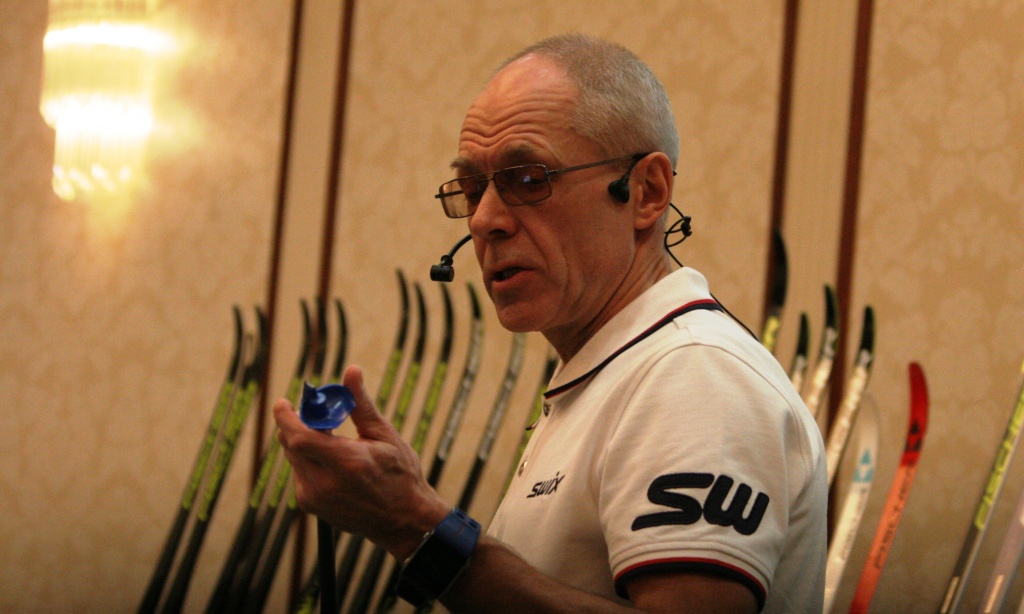 Сергей Иванов рассказал о лыжных палках Swix Triac 3.0.
