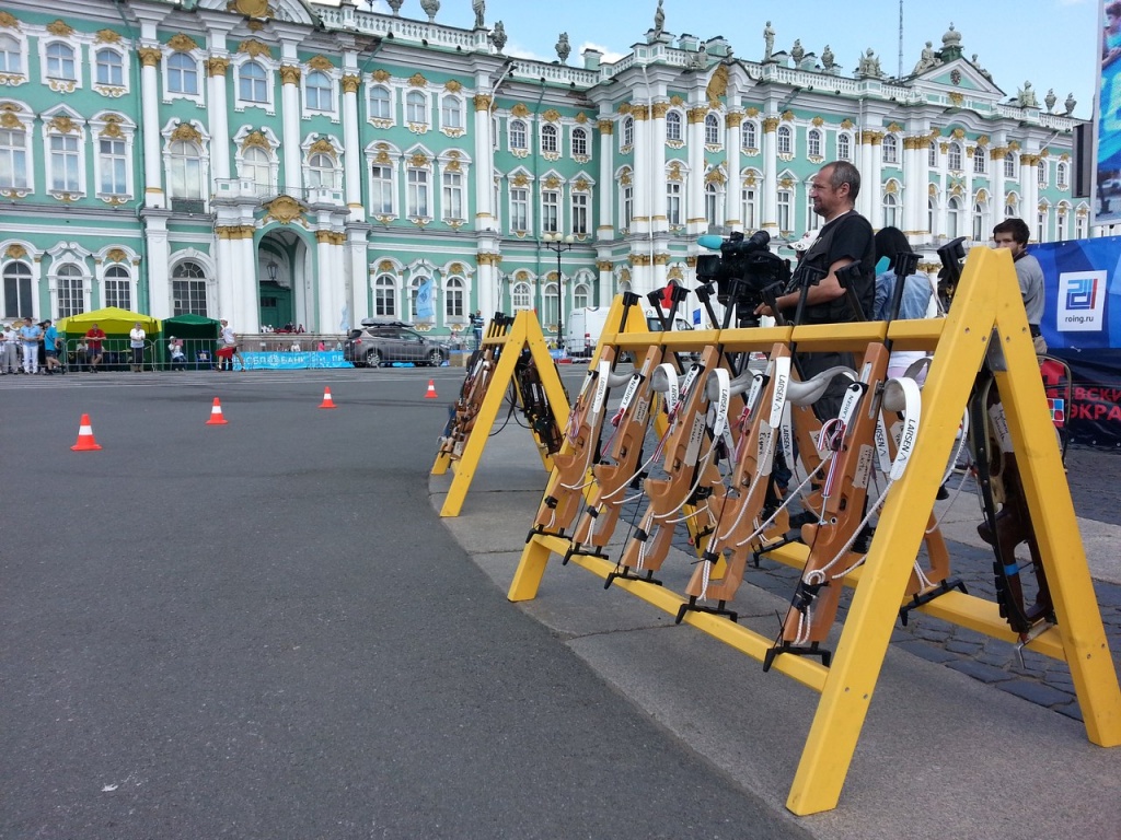 Лазерные биатлонные винтовки Larsen. "Спринт на Дворцовой"