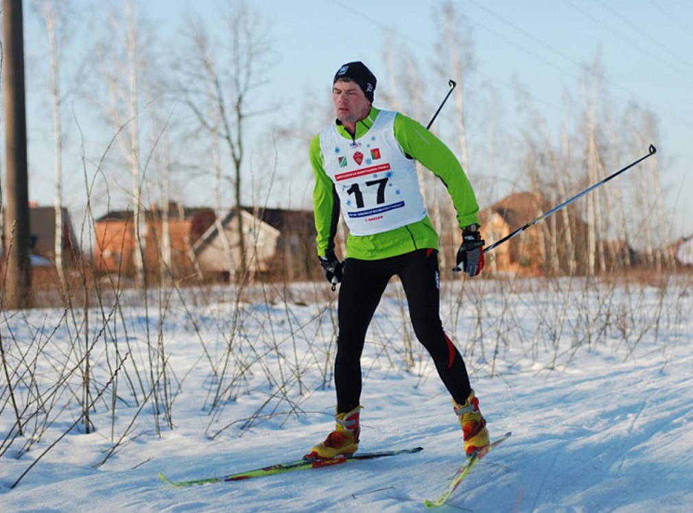 На трассе Владимир Вольнов – один из самых известных летописцев лыжных марафонов России и мира (с его многочисленными отчётами вы можете познакомиться в форуме этого сайта).