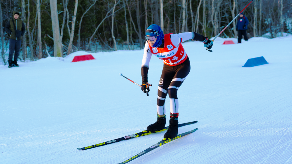 Спорт мурманской области. Хибинская гонка 2022 Кировск. Соревнования в Кировске. Лыжные гонки 2022 2023. Горнолыжный комплекс Кировск.