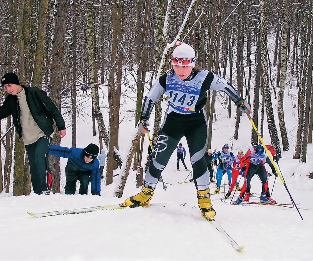 Лена Гальцова на трассе Рождественского марафона 2005 года
