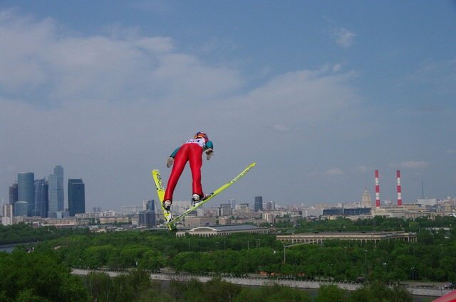 Соревнования на московском трамплине