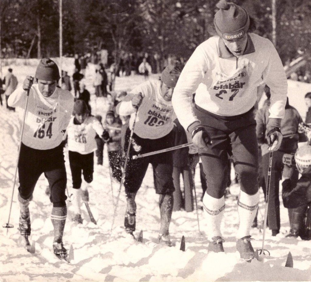  Сверхмарафон 90км Vasaloppet в Швеции, 1976г. №164 - Федор Симашев. В этой гонке он занял 6-е место. Вячеслав Веденин был пятым, Анатолий Шмигун - восьмым. 