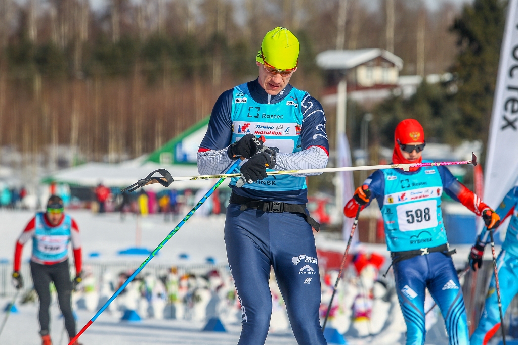 Sport Images На заднем плане те самые снеговики-зрители