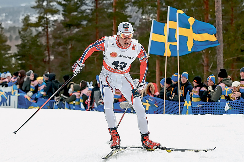 В этот день норвежцы не сумели выиграть золото на шведской земле, но без медалей не остались. Не задалось у Нортуга, не дотянул до медалей Финн Хаген Крог, в плохой форме подошел к чемпионату Сундбю, но есть еще Андерс Глёрсен (на фото), завоевавший свою первую в карьере медаль чемпионатов мира. Вторую —золотую — он возьмет через два дня в эстафете!