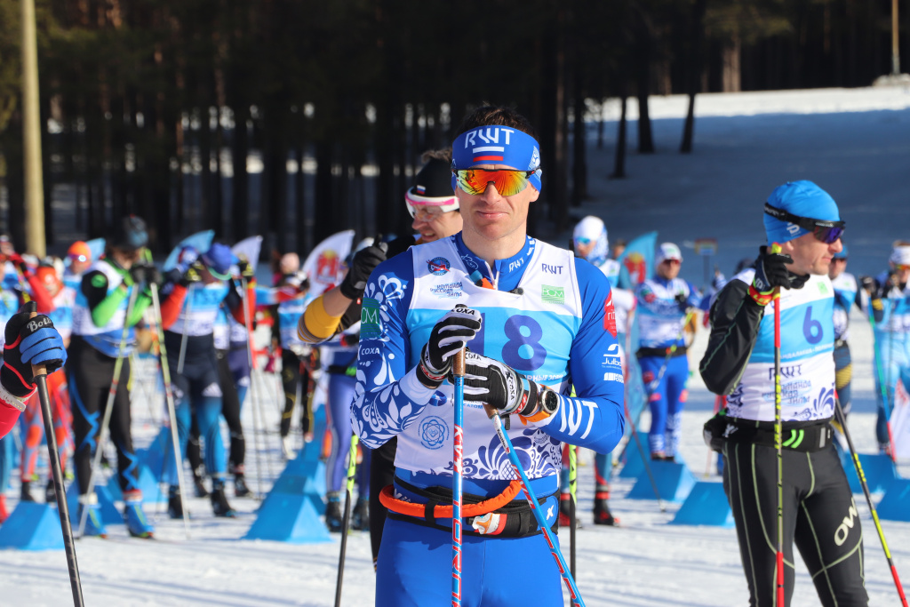 Кубок по лыжным гонкам рисунок Ермил Вокуев
