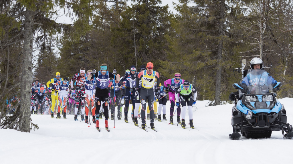 Fischer Лидируют Оскар Перссон (Сернеке), Андреас Нюгорд и Антон Карлссон (Лагер 157)