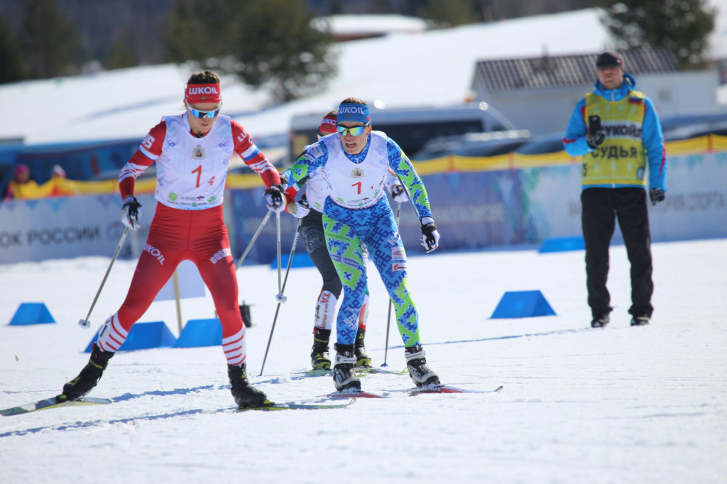 Ольга Царева передает эстафету Юлии Белоруковой