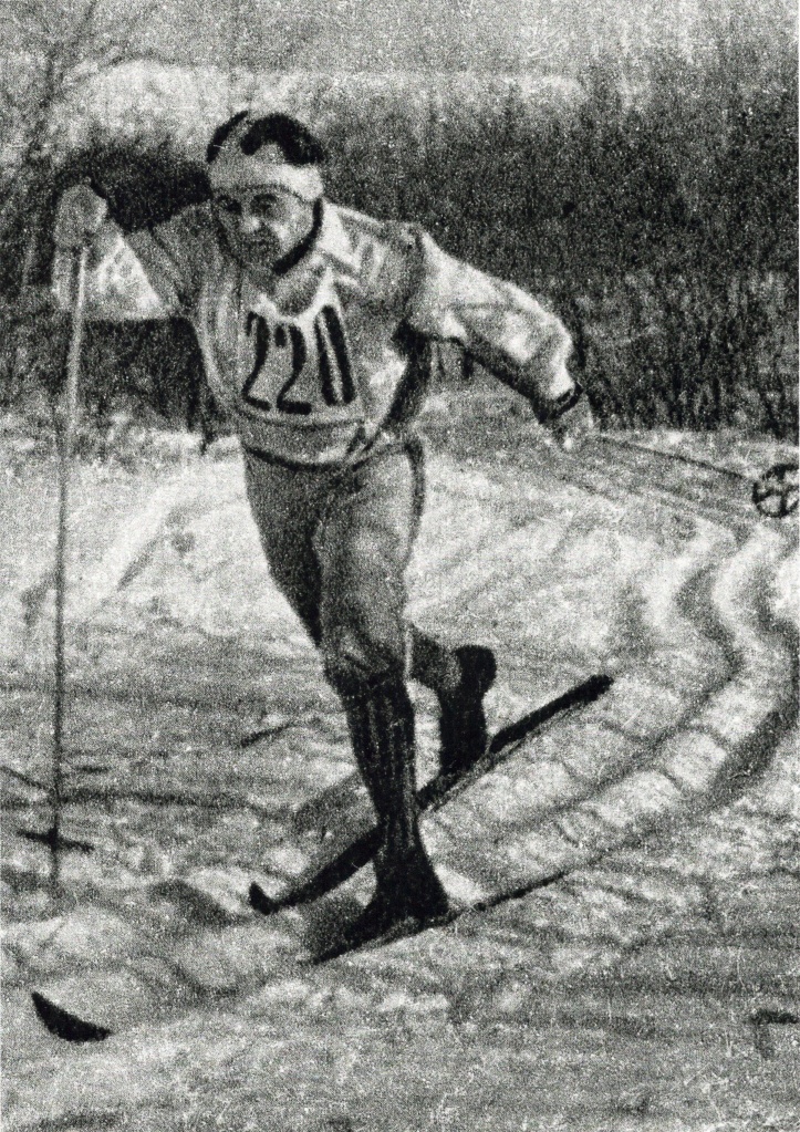Василий Смирнов на трасса лыжной гонки. 
