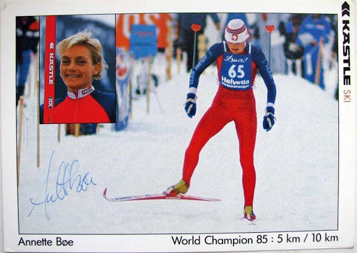 На лыжах Kastle на чемпионате мира 1985 года в Зеефельде Аннет Бё завоевала целую россыпь медалей: два золота, серебро и бронзу (в четырёх видах программы).