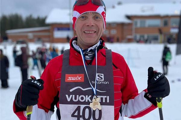 Қолдың орнына жасанды қынап Толық экрандағы мысық фотосы үй тапсырмасы