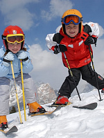 40359eca36e151102e90524065813c6b обучение ребенка катанию на горных лыжах