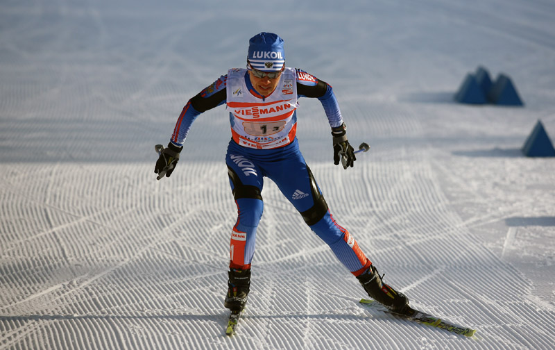 Лыжи. Евгения Медведева начинает свой путь в эстафетной гонке 4х5 км на третьем этапе чемпионата мира в Саппоро. Фото Fischer.
